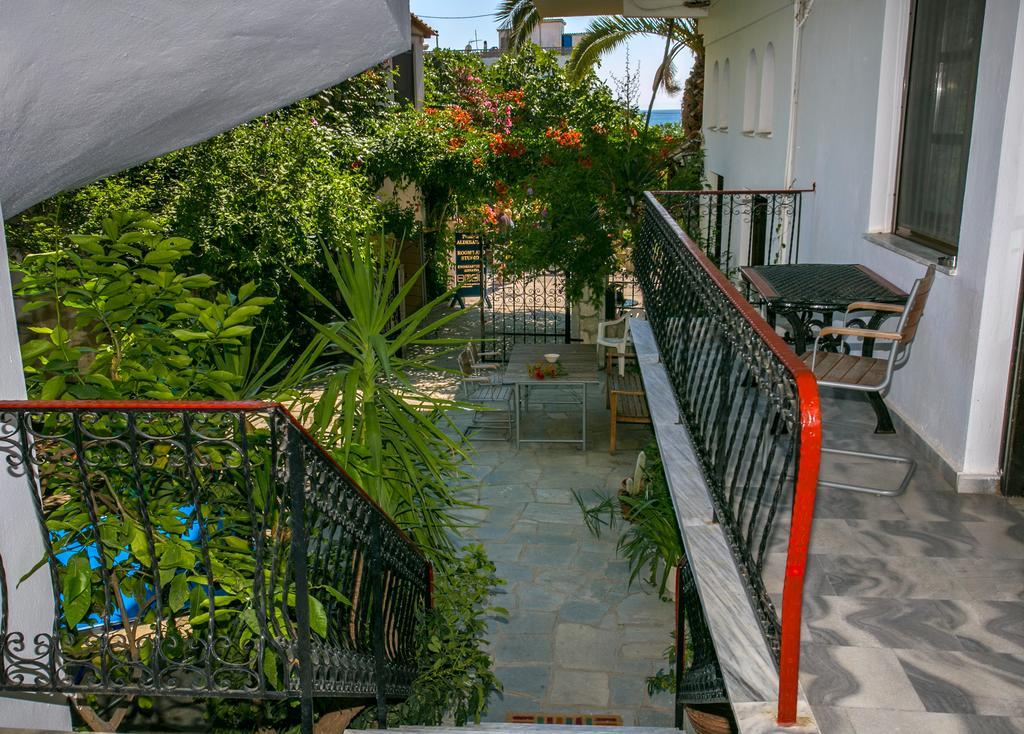 Pension Aldebaran Hotel Potos Exterior foto