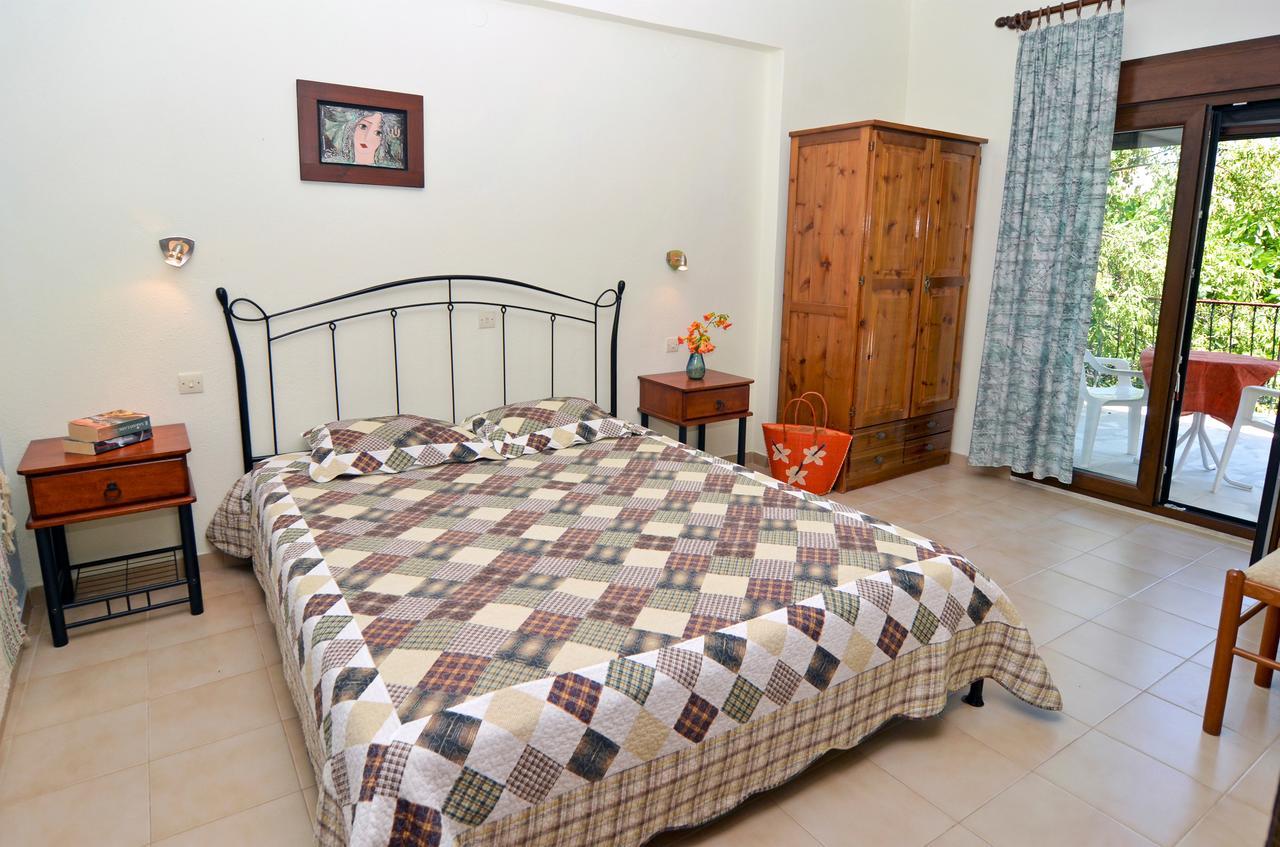 Pension Aldebaran Hotel Potos Exterior foto